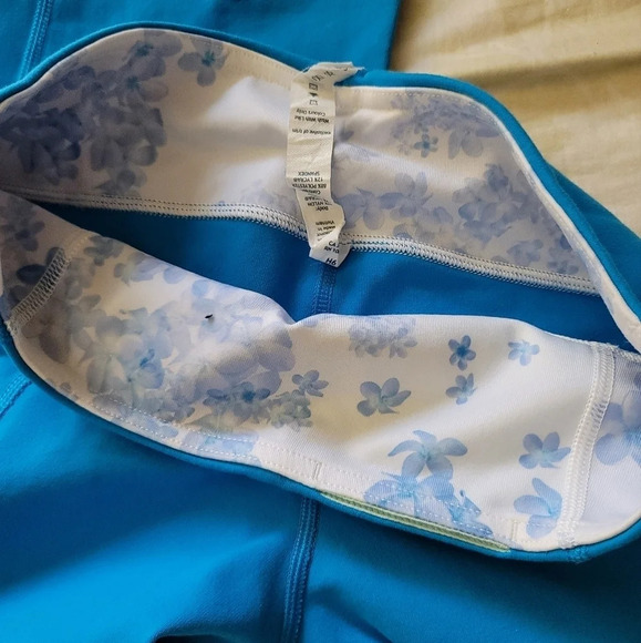 Lululemon Athetica Leggings size 4 - Picture 9 of 13